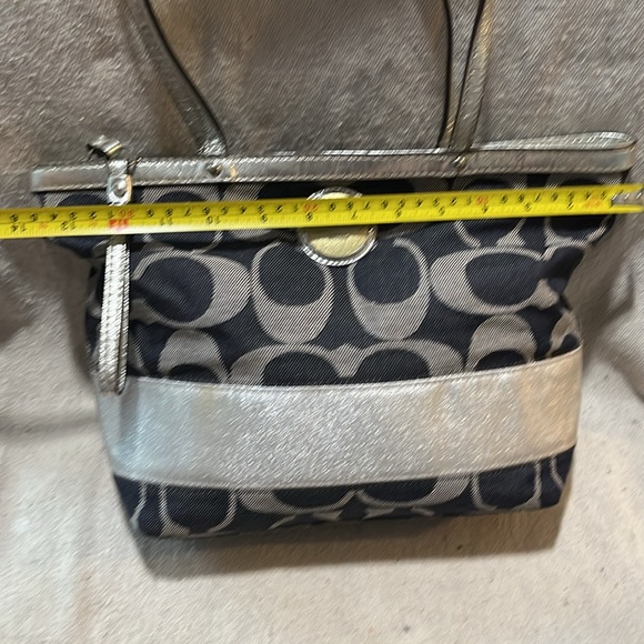 COACH Denim on Silver Shoulder Bag! - Picture 14 of 16